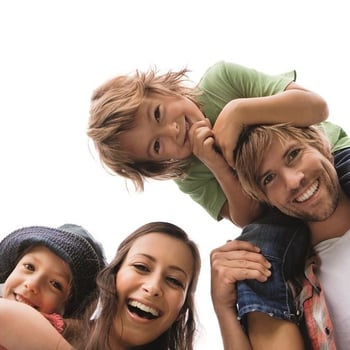 familie_gettyimages_98354936_w_990